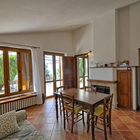 Sleeps 10 Pool Wifi Fabro